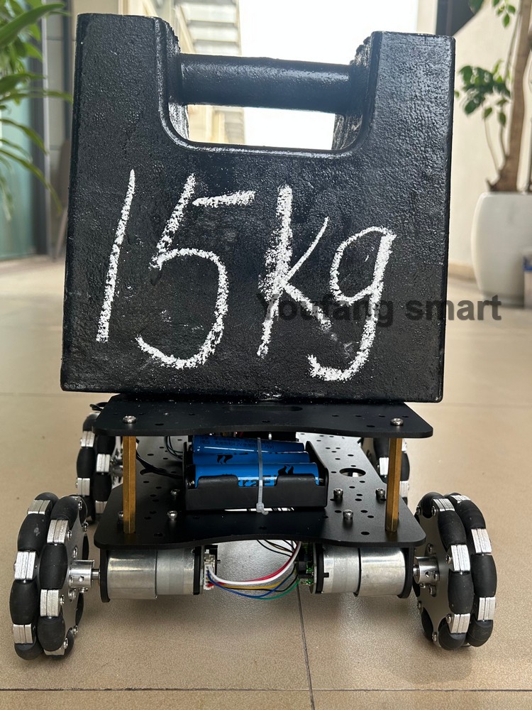 هيكل سيارة روبوتية بعجلات ميكا - مراجعة Stem Robotics Kit وسعره